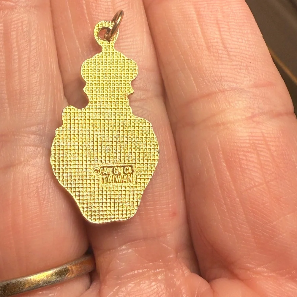 Charming‎ Strawberry Shortcake Pendant